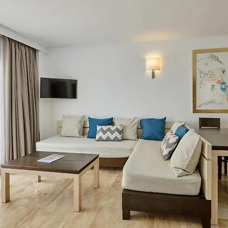 Ξενοδοχείο με διαμερίσματα Grupotel Dunamar 4*